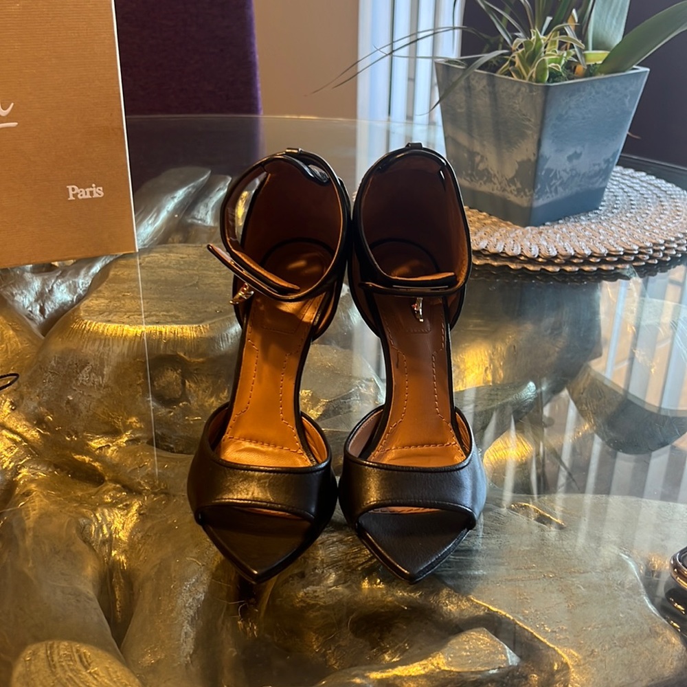 Givenchy sandals size